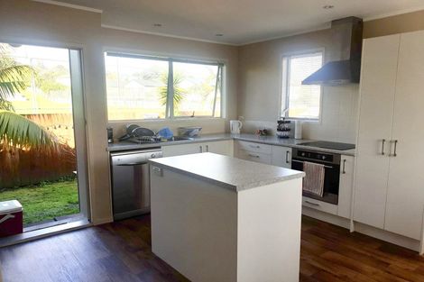 Photo of property in 38 Flaxdale Street, Birkdale, Auckland, 0626