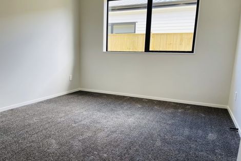 Photo of property in 25 Huringa Road, Karaka, 2113