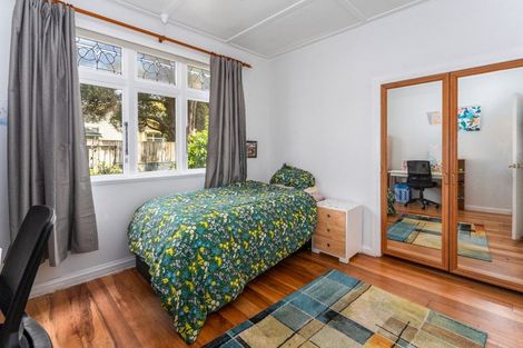 Photo of property in 284 Waiwhetu Road, Fairfield, Lower Hutt, 5011