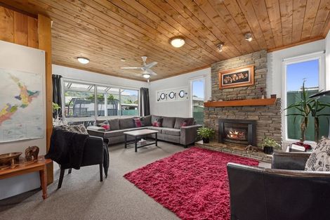 Photo of property in 7 Victoria Street, Ebdentown, Upper Hutt, 5018