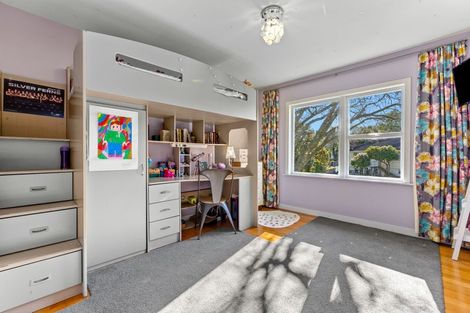 Photo of property in 14 Rosecamp Road, Beach Haven, Auckland, 0626