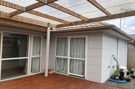 Photo of property in 13 Takahe Avenue, Takanini, 2112