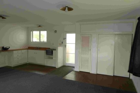 Photo of property in 16 Pomaria Road, Henderson, Auckland, 0610