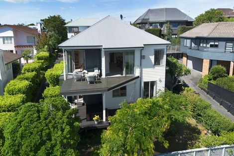 Photo of property in 1/60 Penzance Road, Mairangi Bay, Auckland, 0630