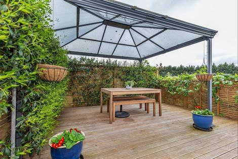 Photo of property in 52 Garth Road, Levin, 5571