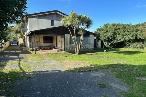 Photo of property in 12 Miller Road, Mangere Bridge, Auckland, 2022