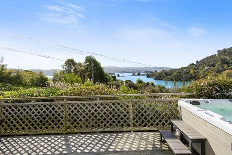 Photo of property in 152 Doctors Point Road, Waitati, 9085
