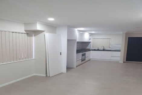 Photo of property in 27 Hoteo Avenue, Papatoetoe, Auckland, 2025