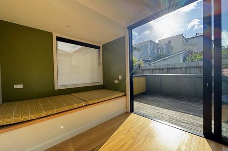 Photo of property in 3 Armour Avenue, Mount Victoria, Wellington, 6011