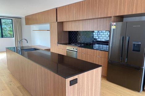 Photo of property in 5 Mary Dobson Way, Island Bay, Wellington, 6023