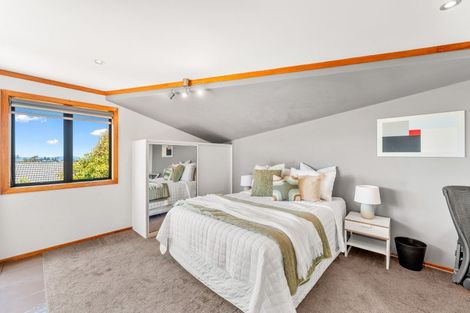 Photo of property in 36 Montclair Rise, Browns Bay, Auckland, 0630