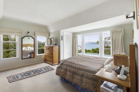 Photo of property in 5 Fettes Crescent, Seatoun, Wellington, 6022