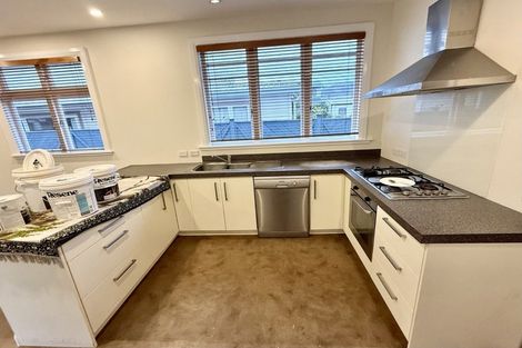 Photo of property in 48 Bristol Square, Hutt Central, Lower Hutt, 5010