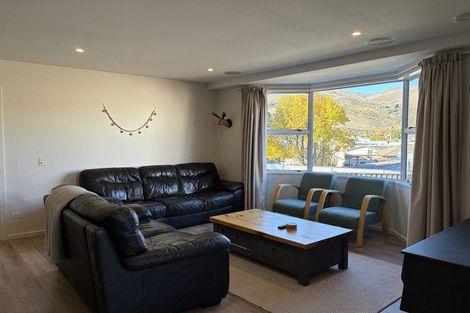 Photo of property in 43 Monaghan Street, Cromwell, 9310