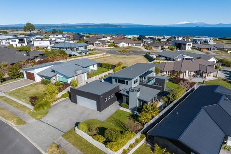 Photo of property in 19 Ernest Kemp Rise, Wharewaka, Taupo, 3330
