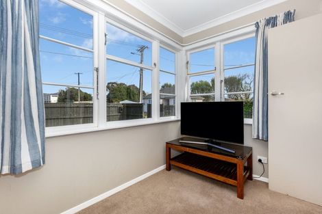 Photo of property in 80 Hyde Street, Wainuiomata, Lower Hutt, 5014