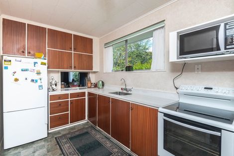 Photo of property in 13 Saint Ronans Avenue, Waterloo, Lower Hutt, 5011