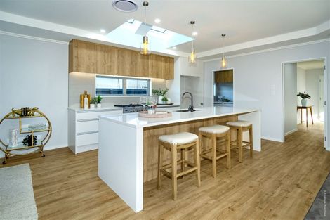 Photo of property in 5 Migratory Lane, Rolleston, 7615