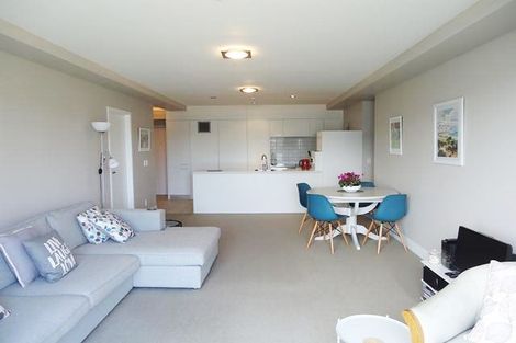 Photo of property in The Capital, 3/370 Oriental Parade, Oriental Bay, Wellington, 6011