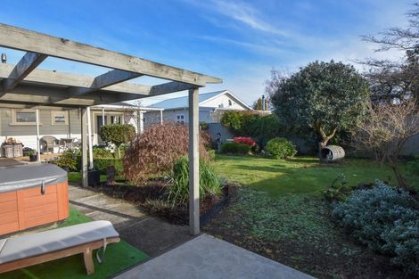 Photo of property in 20 Rhodes Street, Carterton, 5713