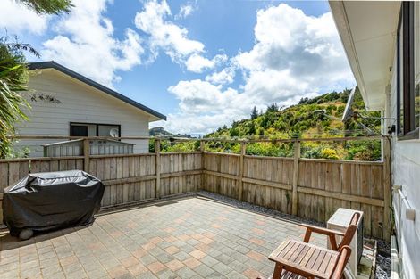 Photo of property in 49 Omapere Street, Whitby, Porirua, 5024