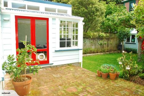 Photo of property in 62 Honiana Te Puni Street, Aro Valley, Wellington, 6021