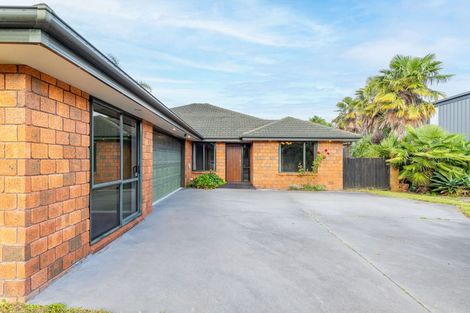 Photo of property in 63 Coleraine Drive, Rototuna, Hamilton, 3210