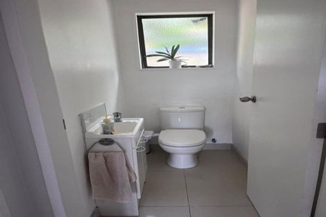 Photo of property in 11 Te Kiteroa Grove, Churton Park, Wellington, 6037