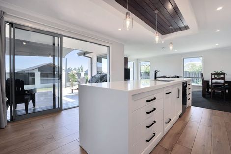 Photo of property in 8 Kelburn Place, Tinwald, Ashburton, 7700