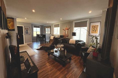 Photo of property in 101 Seaward Road, Edendale, 9825