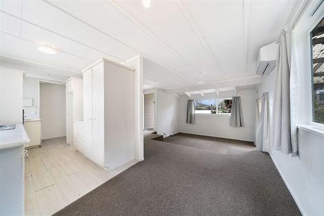 Photo of property in 22 Karaka Street, Helensville, 0800