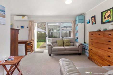 Photo of property in 10/154f Onepu Road, Lyall Bay, Wellington, 6022