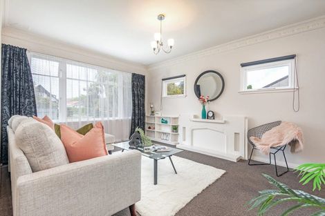 Photo of property in 28 Collingwood Street, Hokowhitu, Palmerston North, 4410