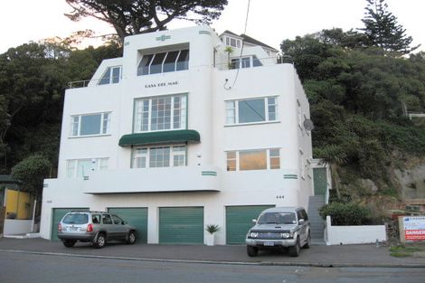 Photo of property in 442f1 Evans Bay Parade, Hataitai, Wellington, 6021