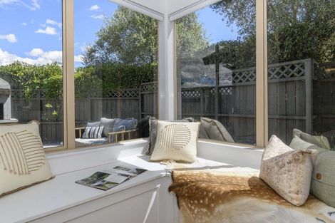 Photo of property in 1 Guildford Place, Bethlehem, Tauranga, 3110