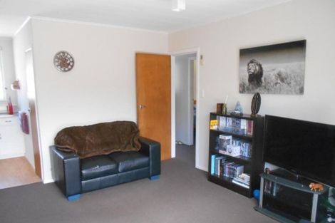 Photo of property in 169b Newlands Road, Newlands, Wellington, 6037