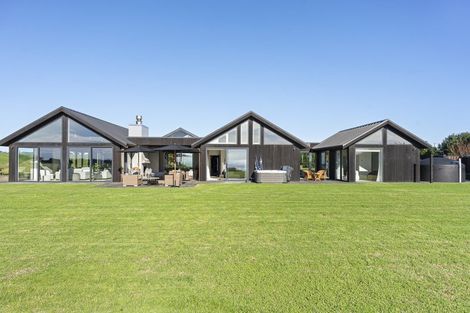 Photo of property in 438a Lwr Pitone Road, Pitone, New Plymouth, 4374