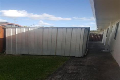 Photo of property in 2/23 Septimus Place, Henderson, Auckland, 0612