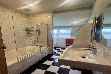 Photo of property in 10 Melvill Grove, Waterloo, Lower Hutt, 5011