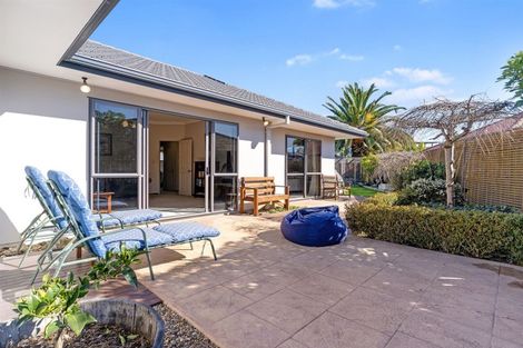 Photo of property in 27 Seychelles Drive, Papamoa Beach, Papamoa, 3118