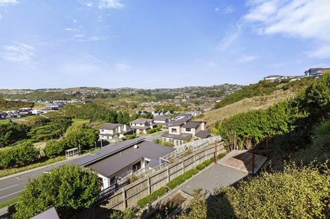 Photo of property in 60 Mauldeth Terrace, Churton Park, Wellington, 6037