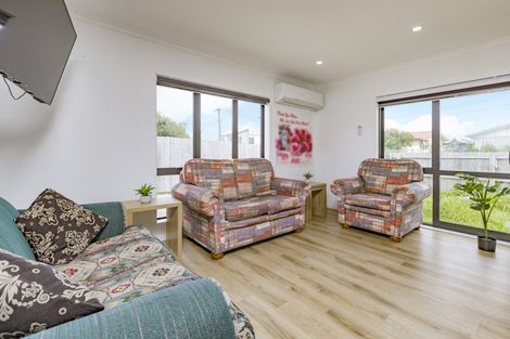 Photo of property in 41a James Street, Mangere East, Auckland, 2024