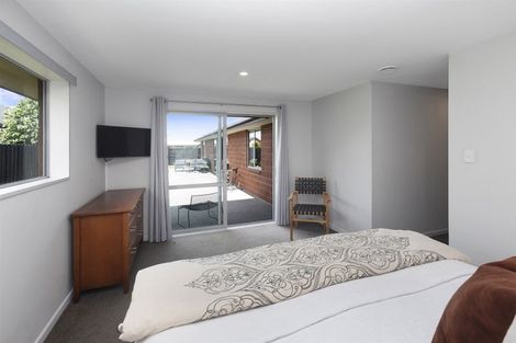 Photo of property in 99 Rannoch Drive, Broomfield, Christchurch, 8042