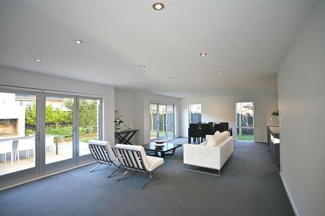Photo of property in 16 Riverbank Road, Northwood, Christchurch, 8051