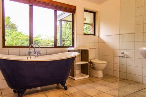 Photo of property in 114 Riverview Road, Kerikeri, 0230
