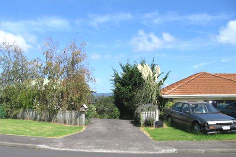 Photo of property in 15a Darcy Place, Massey, Auckland, 0614