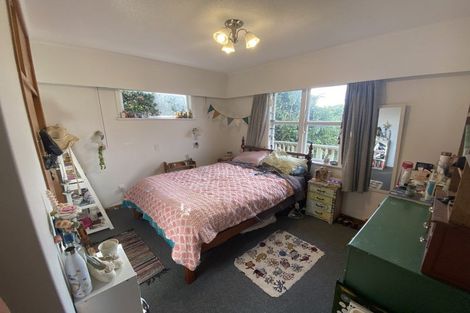 Photo of property in 14 City View Grove, Harbour View, Lower Hutt, 5010