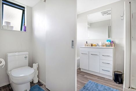 Photo of property in 27e Breckons Avenue, Nawton, Hamilton, 3200