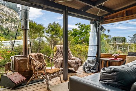 Photo of property in 8 Beach Road, Long Beach, Port Chalmers, 9081