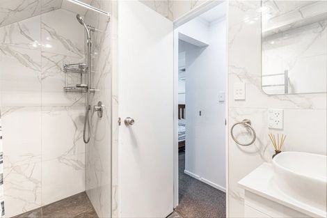 Photo of property in 4/42 Manuka Road, Glenfield, Auckland, 0629